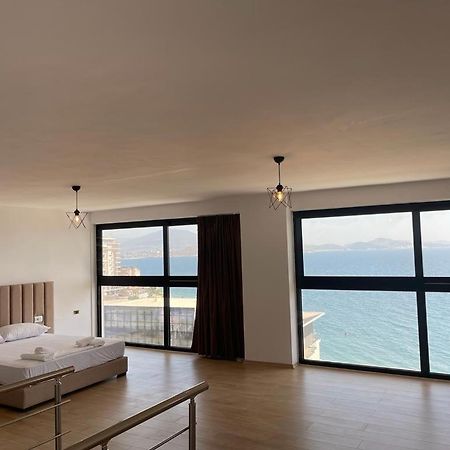Sunrose Residences Sarandë Esterno foto