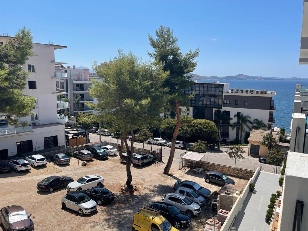 Sunrose Residences Sarandë Esterno foto