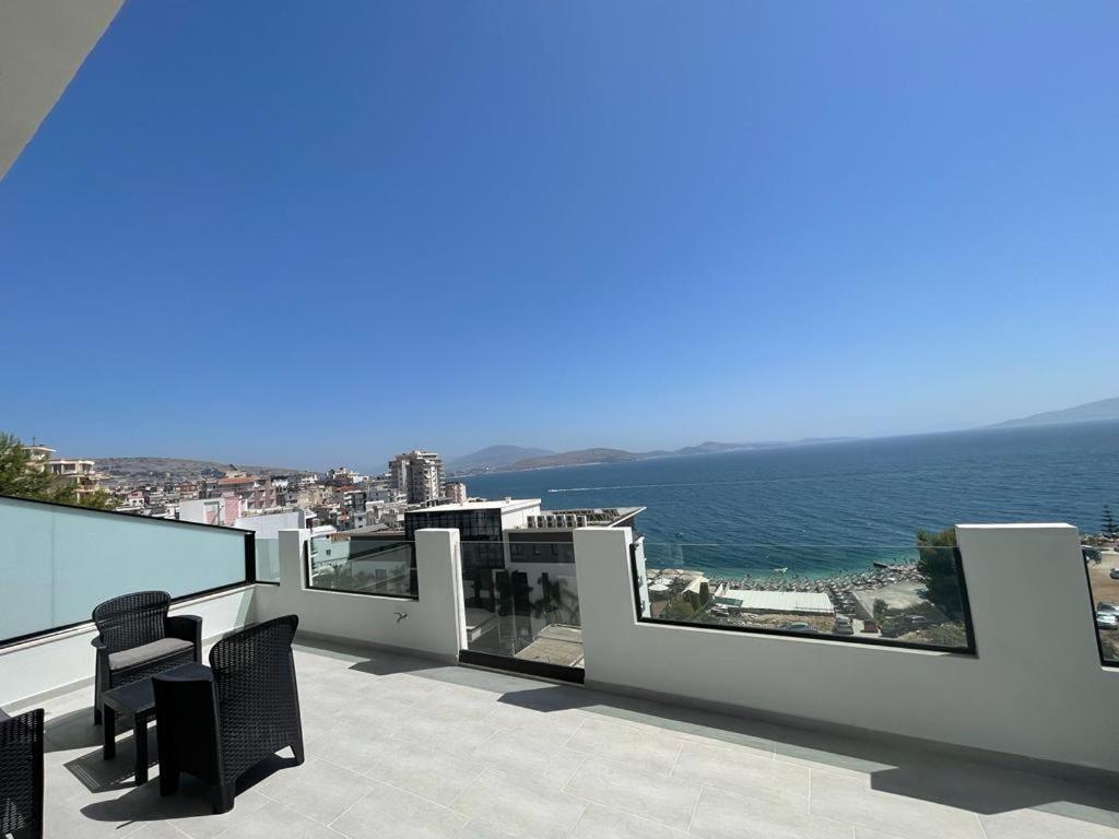 Sunrose Residences Sarandë Esterno foto